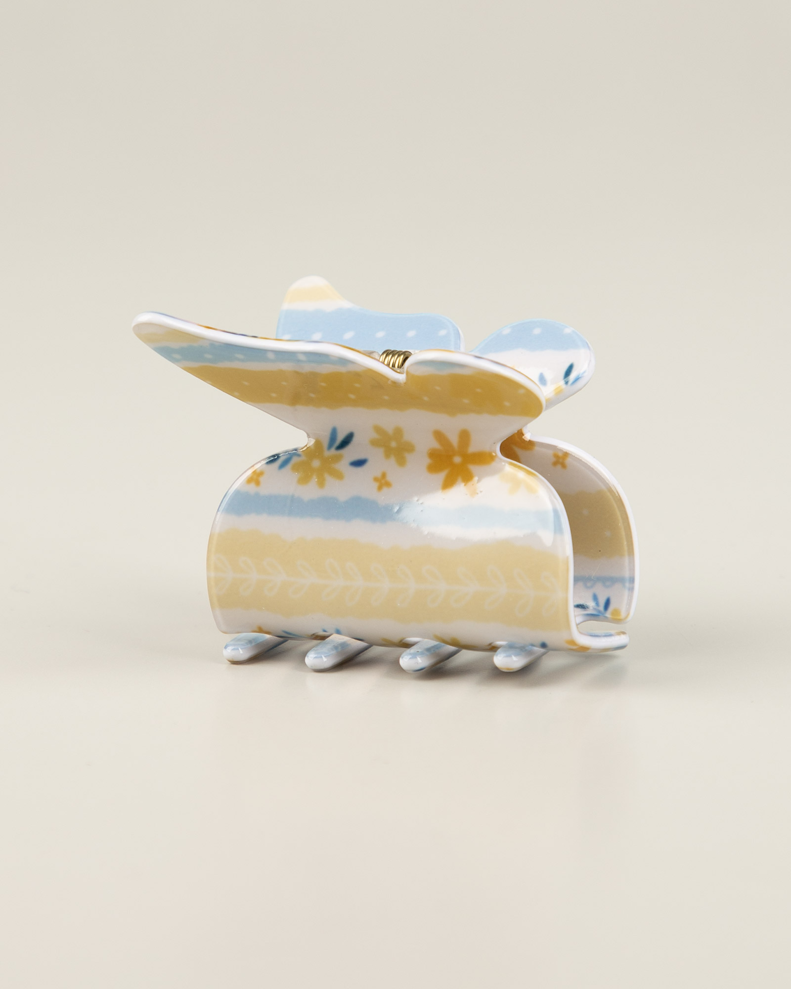 mini clips for hair is very useful for girls and women