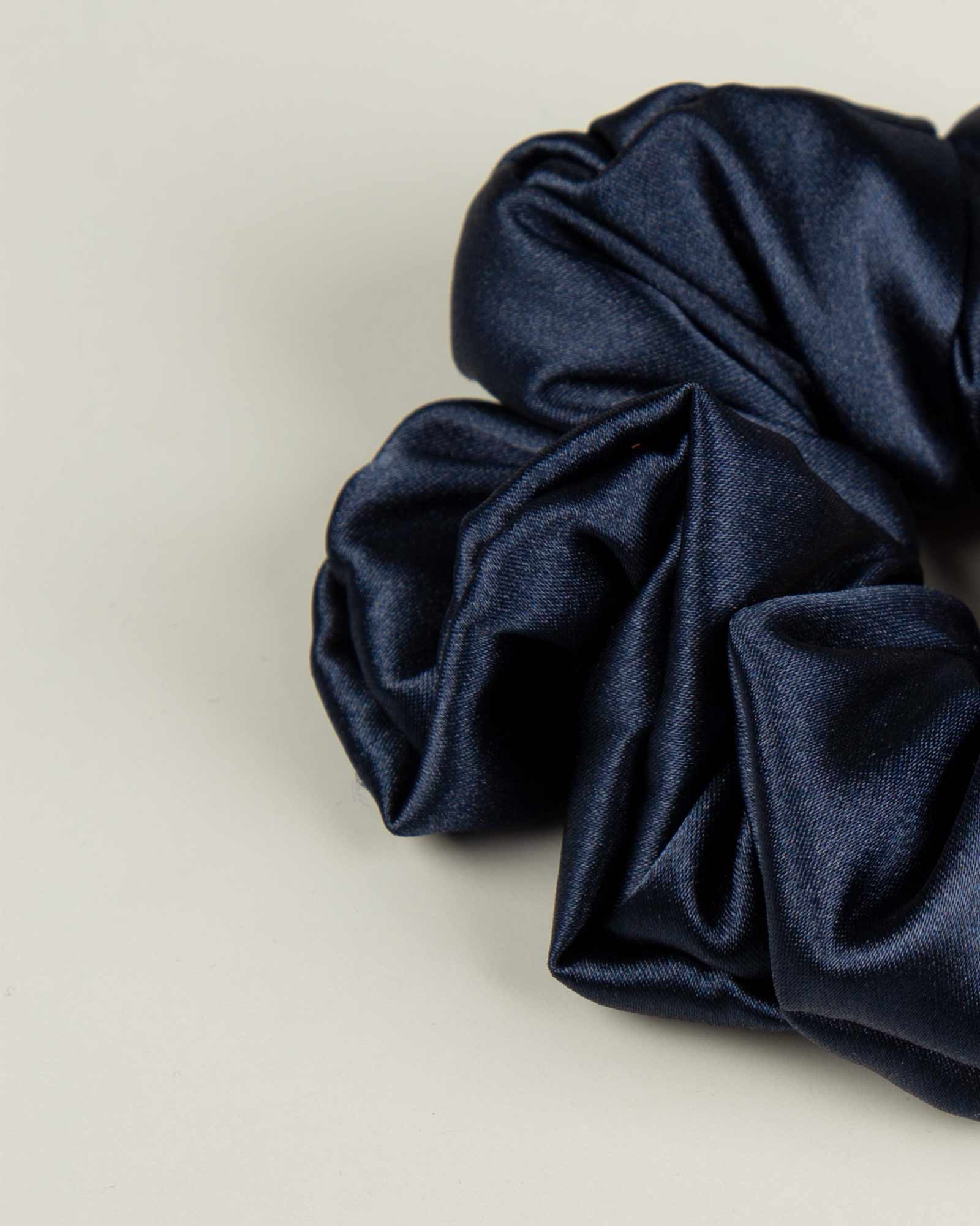 women's scranchi for hair