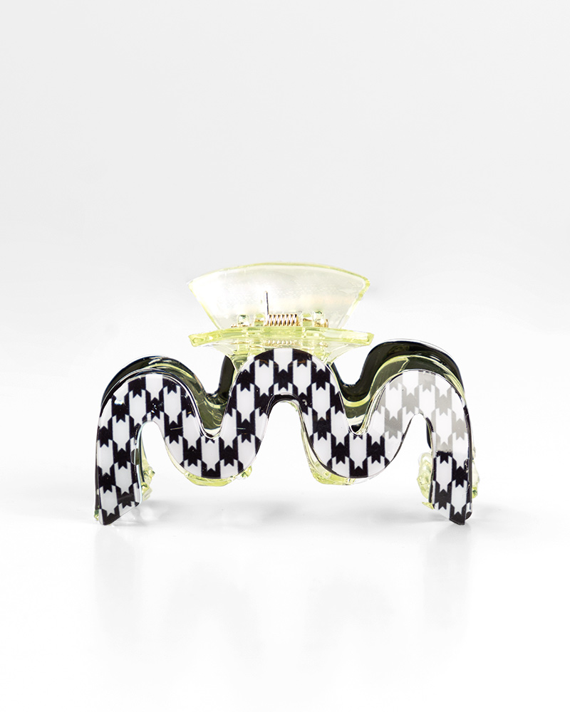 women's patterned hair clips