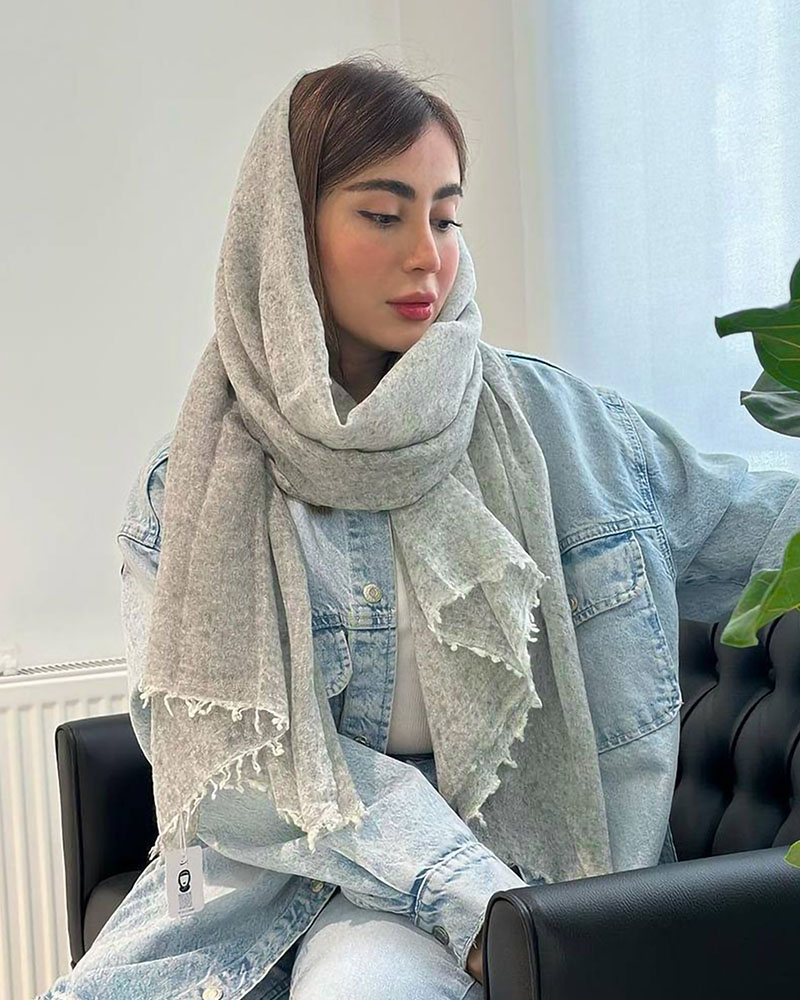 شال زنانه چهارفصل 4177 - طوسی کمرنگ