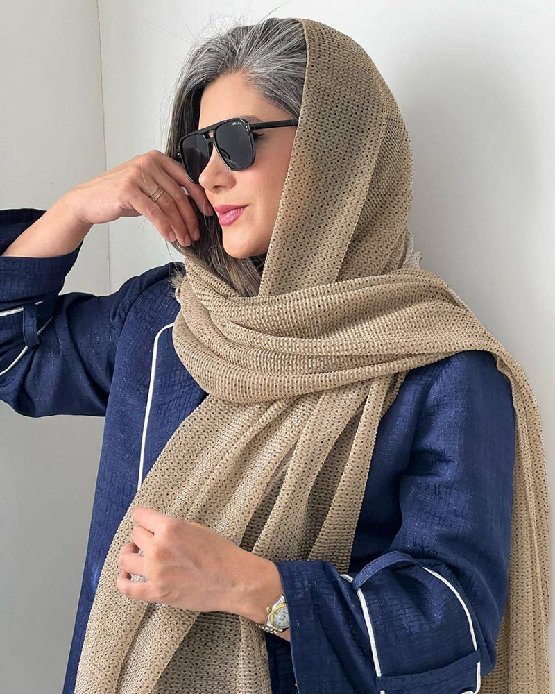 شال حریر پلیسه زنانه 4637 - بادامی